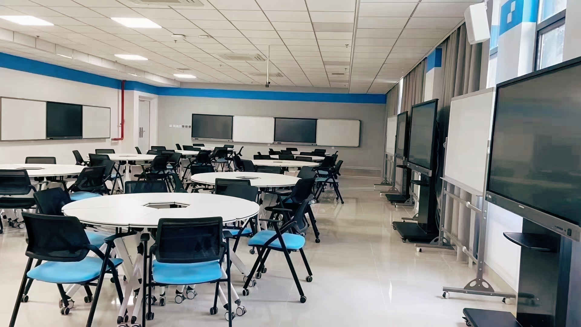 带你了解南京信息工程大学金牛湖校区的智慧教室