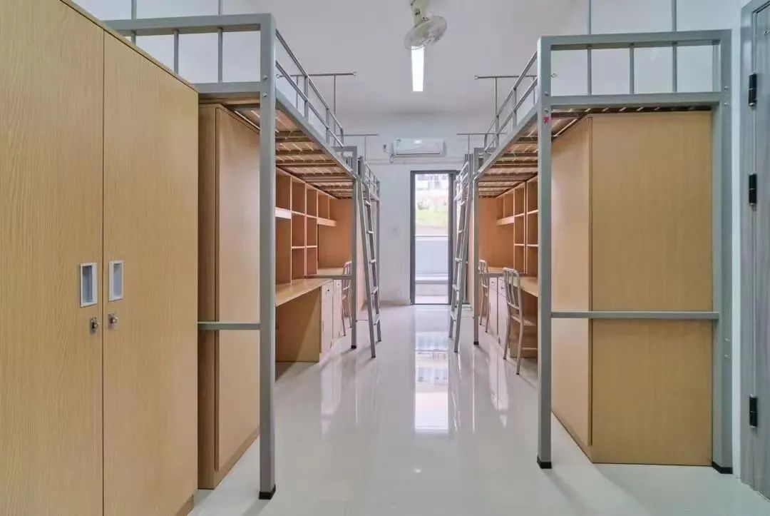 江苏专接本目前还能校内住宿的学校！