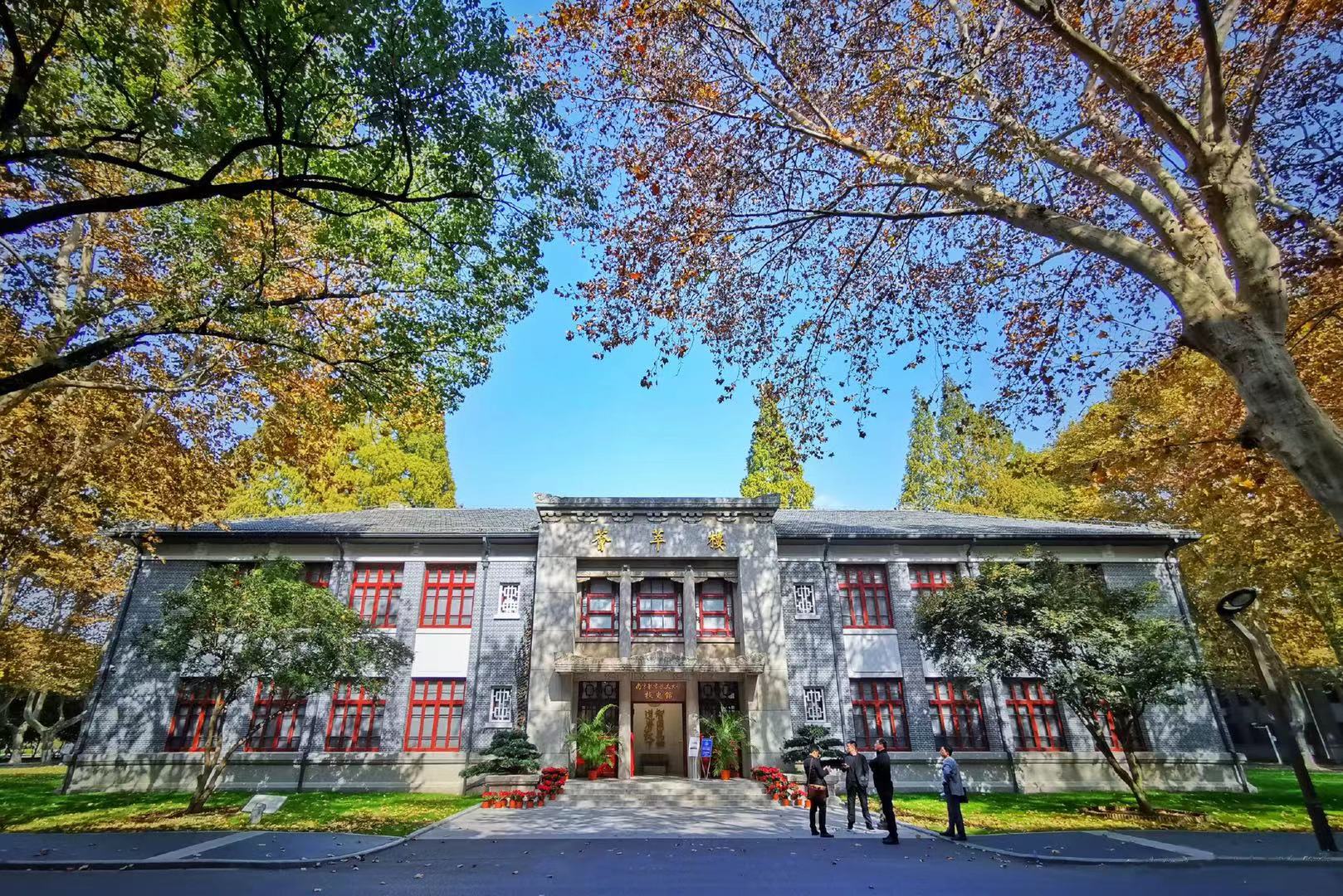 市中心本部就读！校外住宿下，你没看到的是该校优质师资！