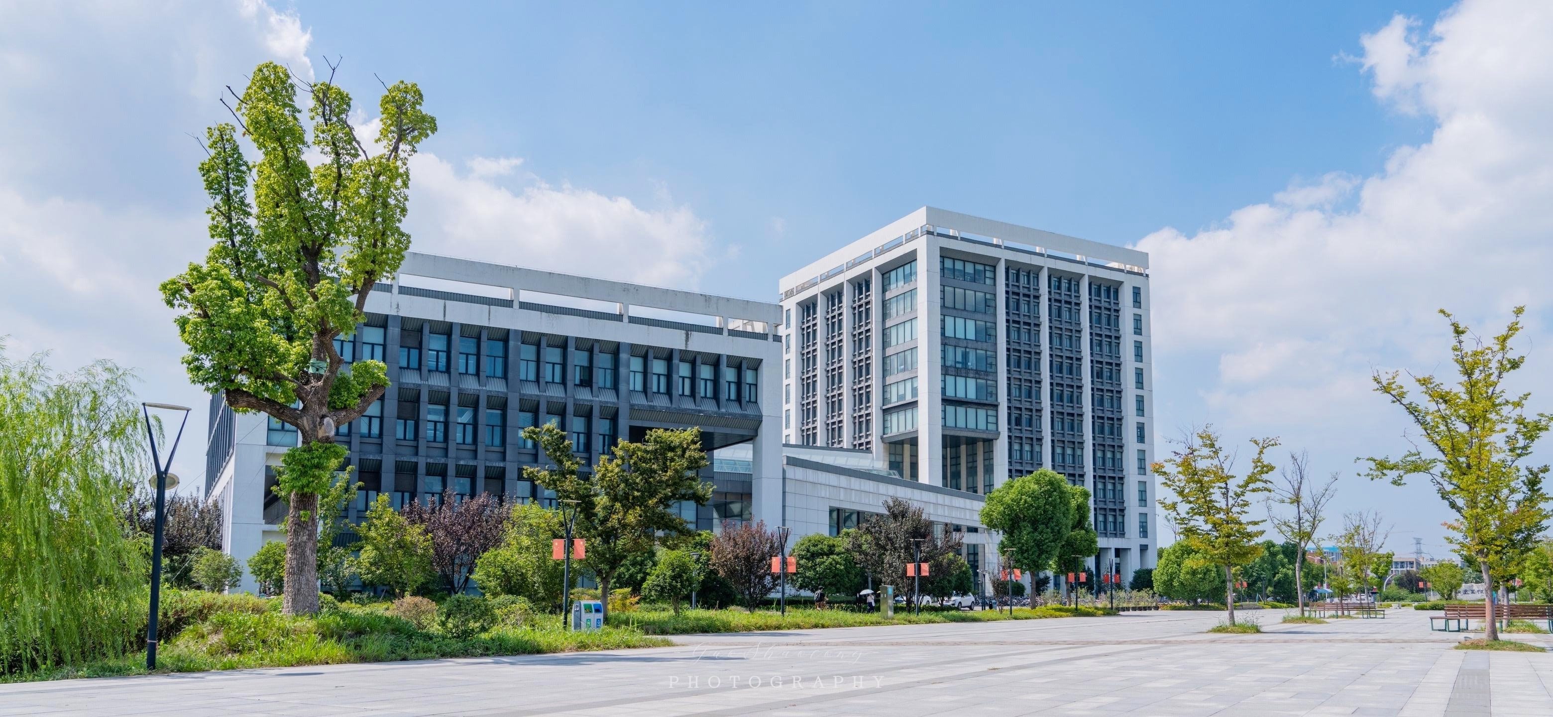 苏州科技大学全日制专接本招生简章-专转本落榜考生就读本科另外一种途径